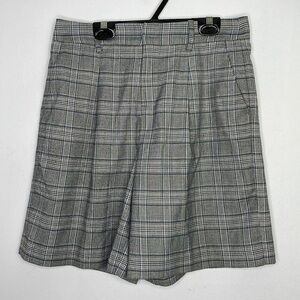Simons plaid pleats high waisted bermuda shorts